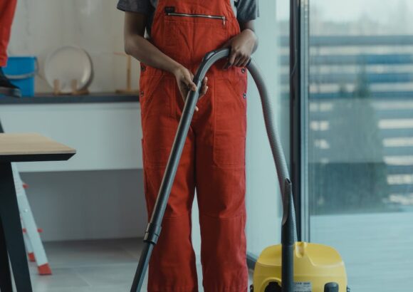 grace-cleaning-company lady2